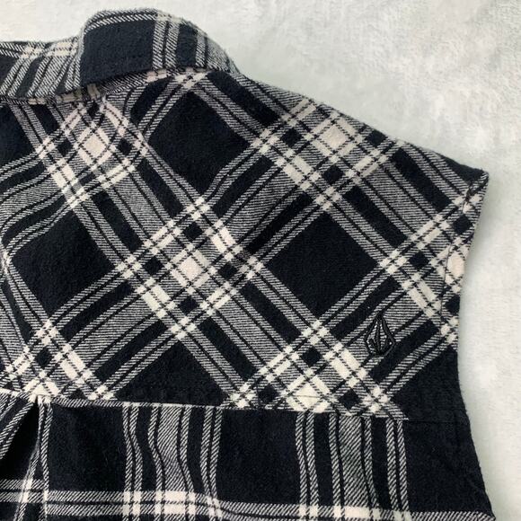 Volcom Womens Small Sleeveless Button Front Flannel Shirt Black White Plaid Raw - Picture 4 of 7